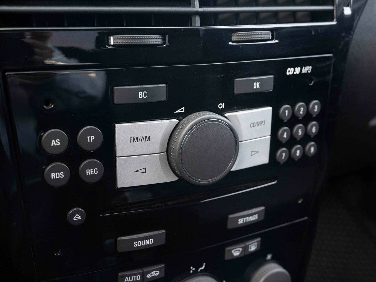 Б/У Опель Астра 2008 года. Фото: #20