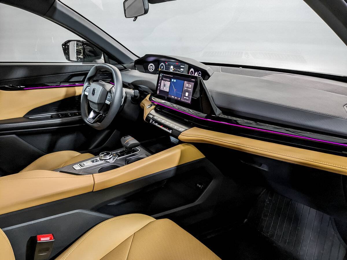 Б/У Чанган УНИ-В 2023 года. Фото: #10