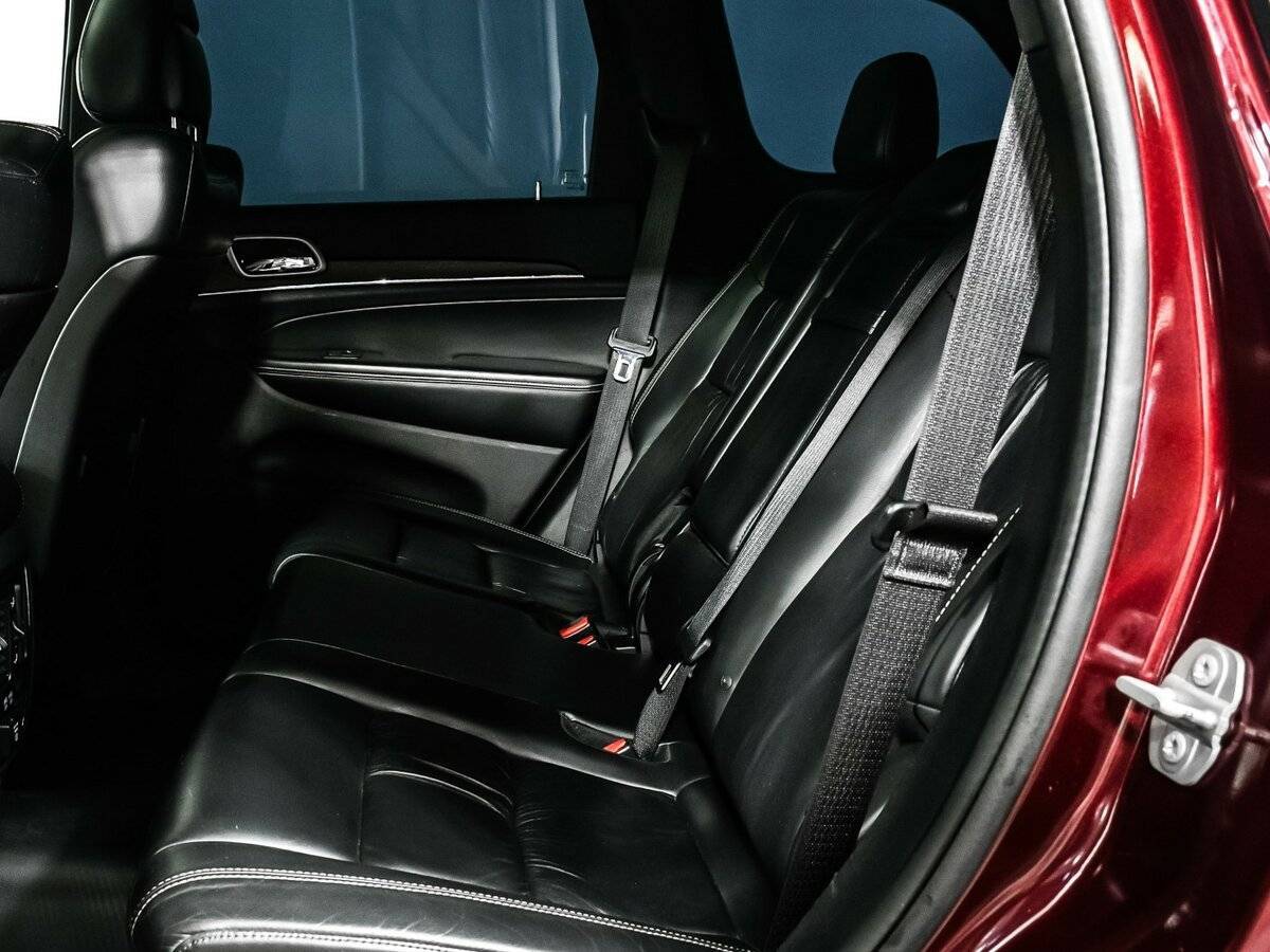 Б/У Джип Гранд Чироки 2016 года. Фото: #11