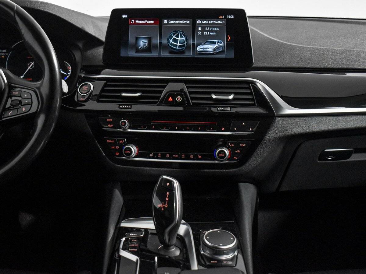 Б/У БМВ 5 серии 2017 года. Фото: #16