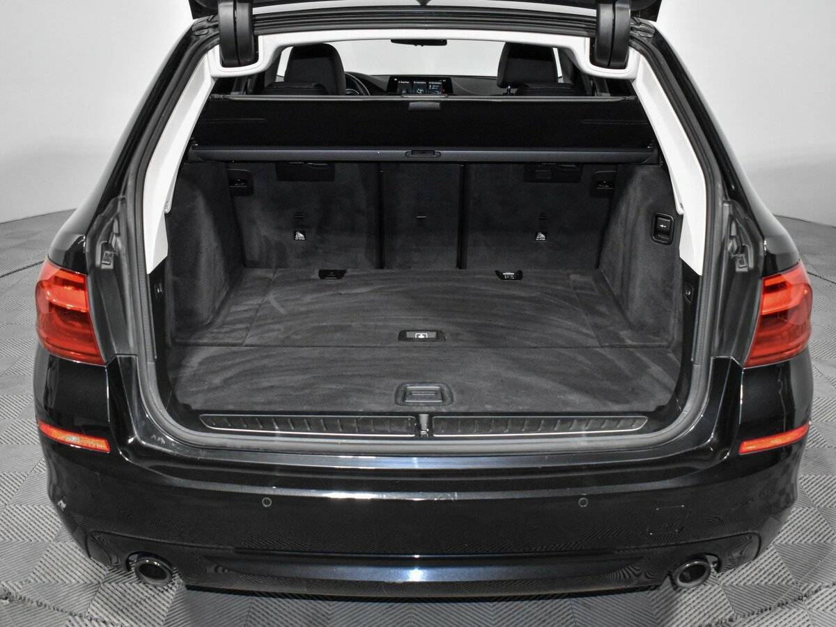 Б/У БМВ 5 серии 2017 года. Фото: #23