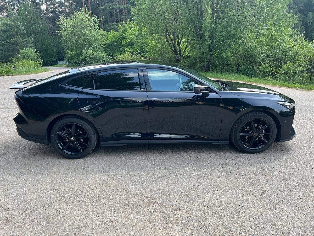 Б/У Чанган УНИ-В 2023 года. Фото: #3