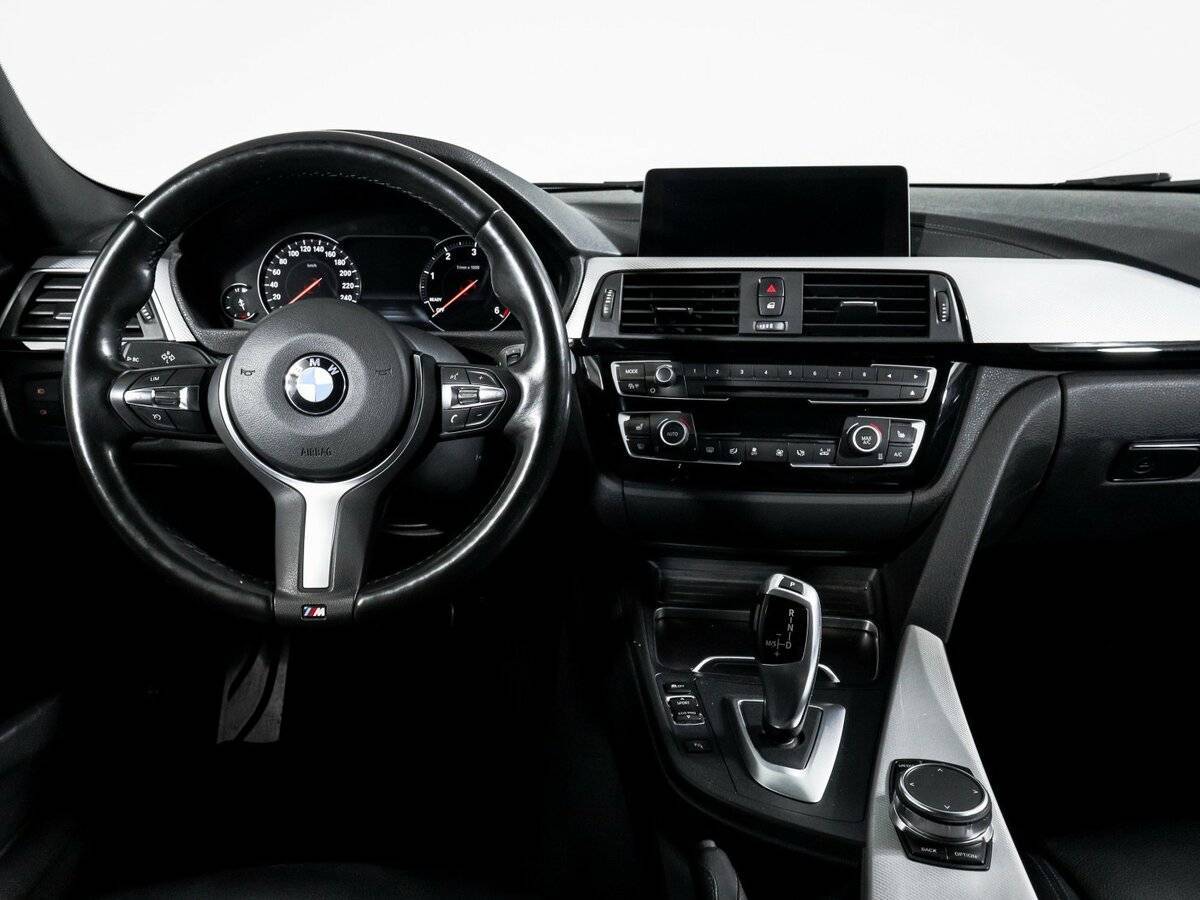 Б/У БМВ 3 серии 2018 года. Фото: #10