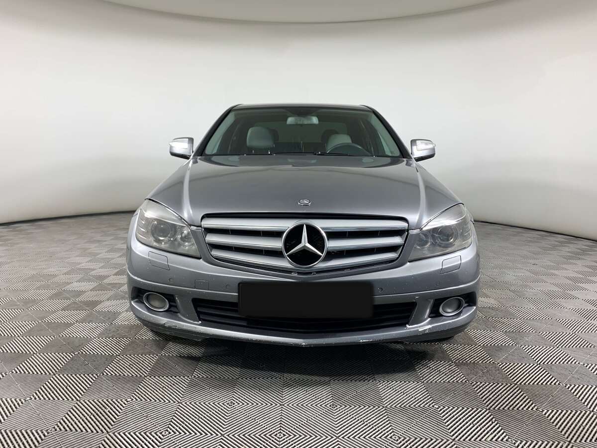 Б/У Мерседес-Бенц Ц-Класс 2008 года. Фото: #1