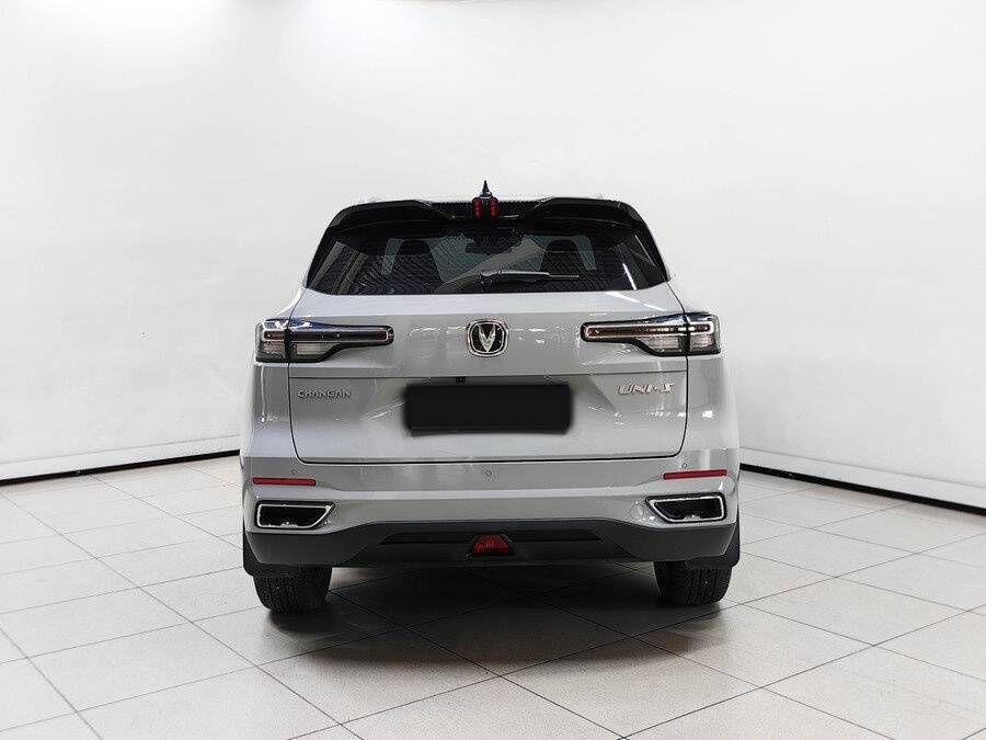 Б/У Чанган UNI-S (CS55 Plus) 2024 года. Фото: #3