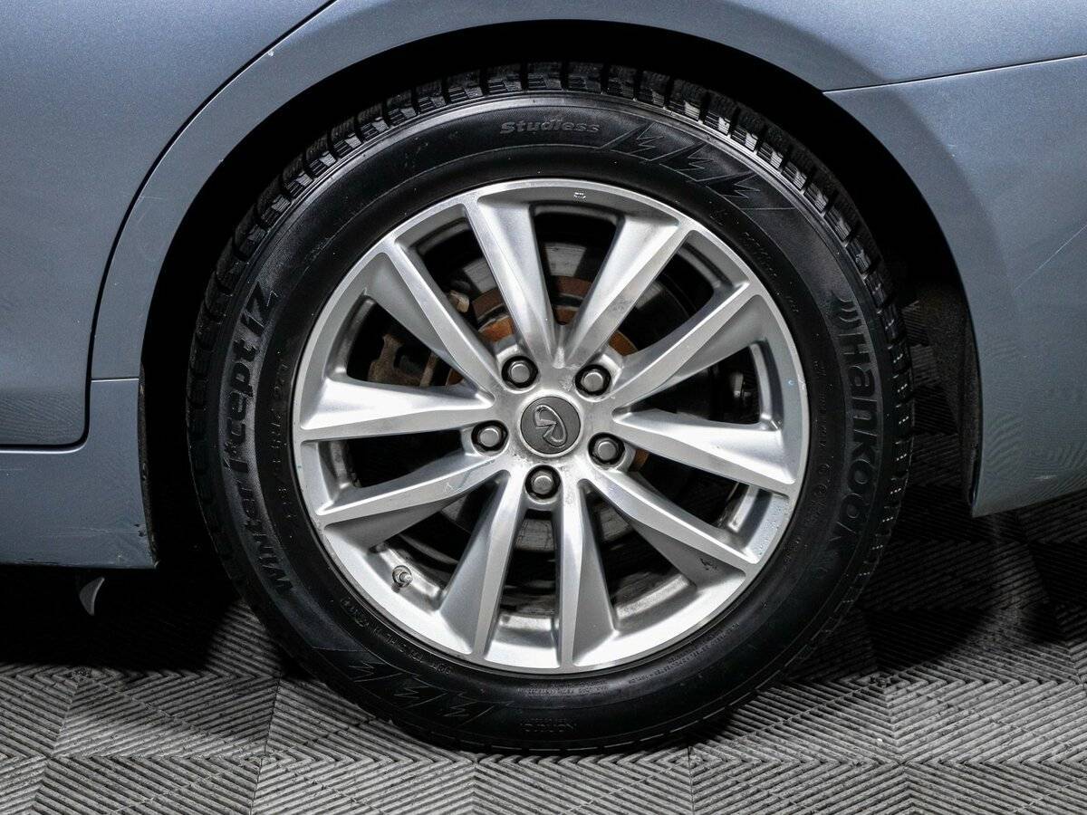 Б/У Инфинити К50 2015 года. Фото: #14