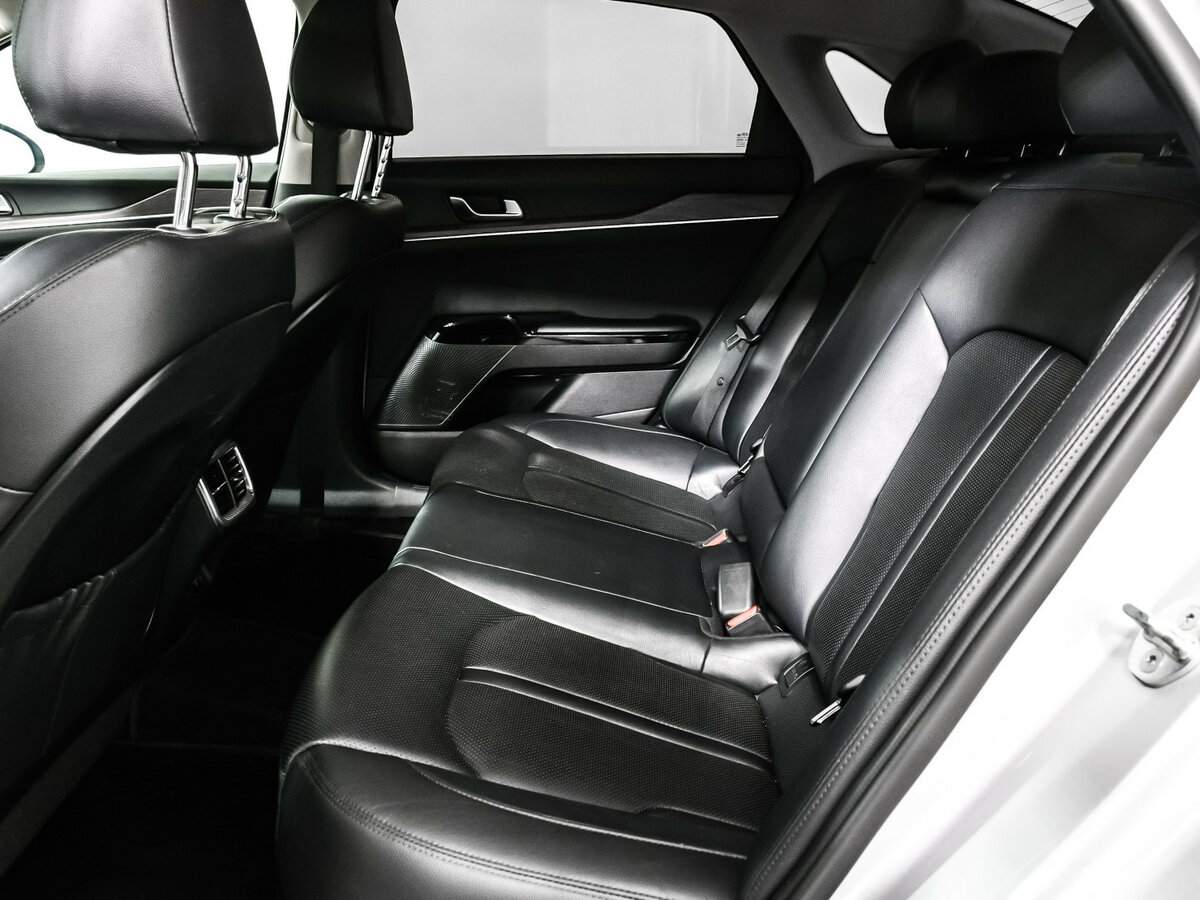 Б/У Киа К5 2021 года. Фото: #11