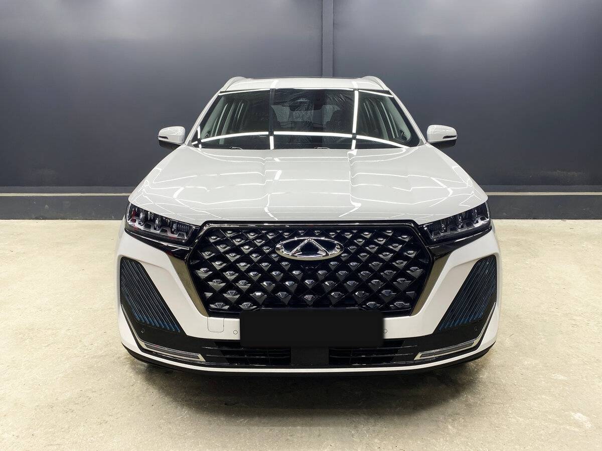 Б/У Чери Tiggo 7 Pro Plug-in Hybrid 2023 года. Фото: #3