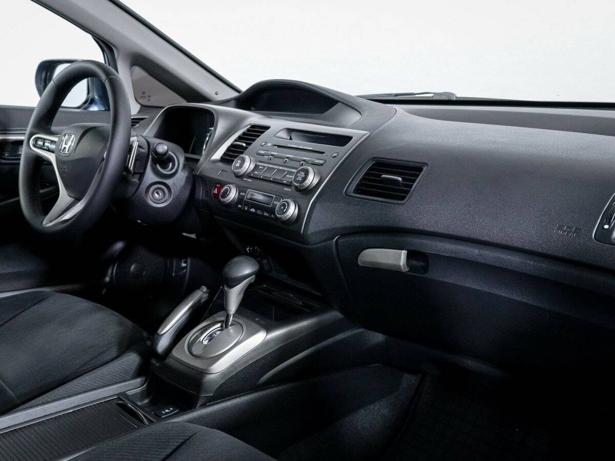 Б/У Хонда Цивик 2009 года. Фото: #8