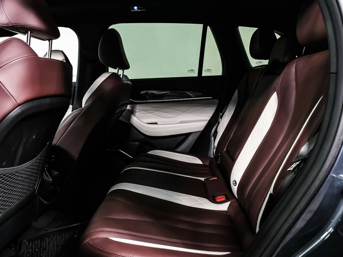 Б/У Джили Монжаро 2023 года. Фото: #11