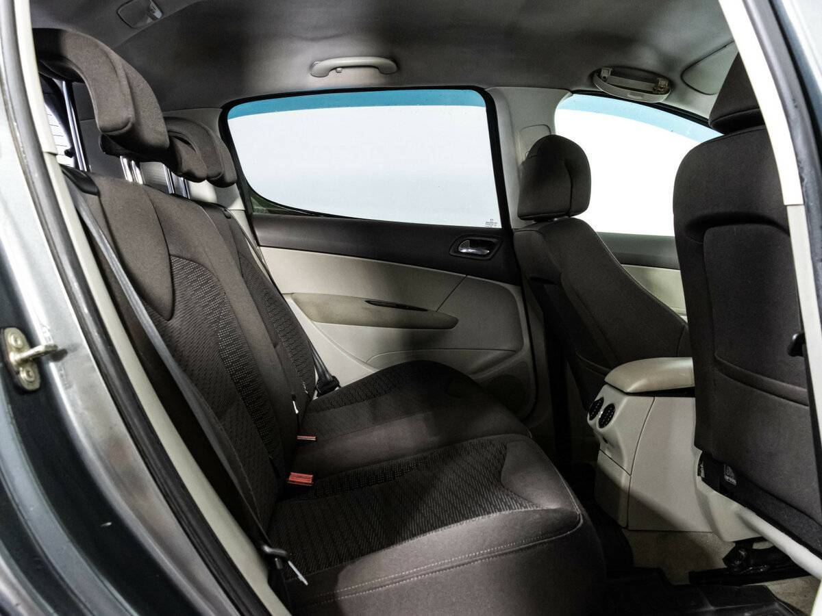 Б/У Пежо 308 2008 года. Фото: #12