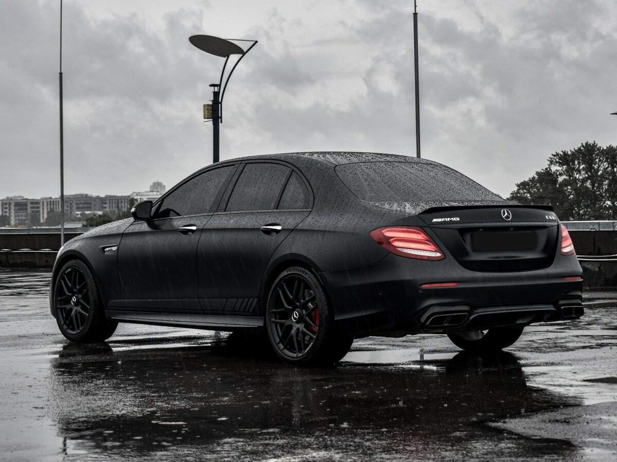 Б/У Мерседес-Бенц Е-Класс АМГ 2017 года. Фото: #6