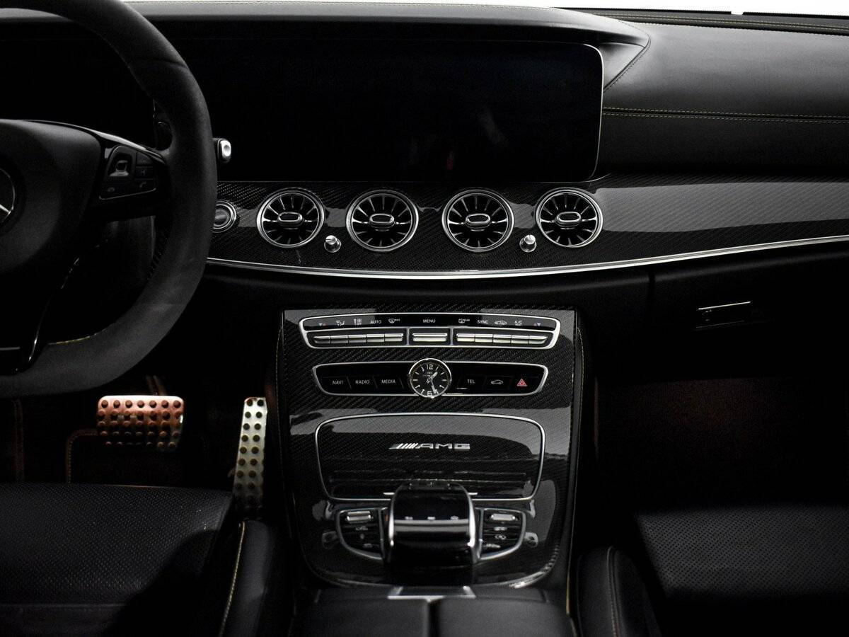 Б/У Мерседес-Бенц Е-Класс АМГ 2017 года. Фото: #16