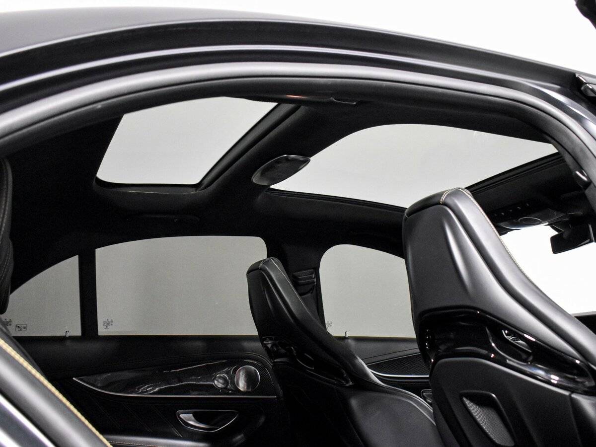 Б/У Мерседес-Бенц Е-Класс АМГ 2017 года. Фото: #22