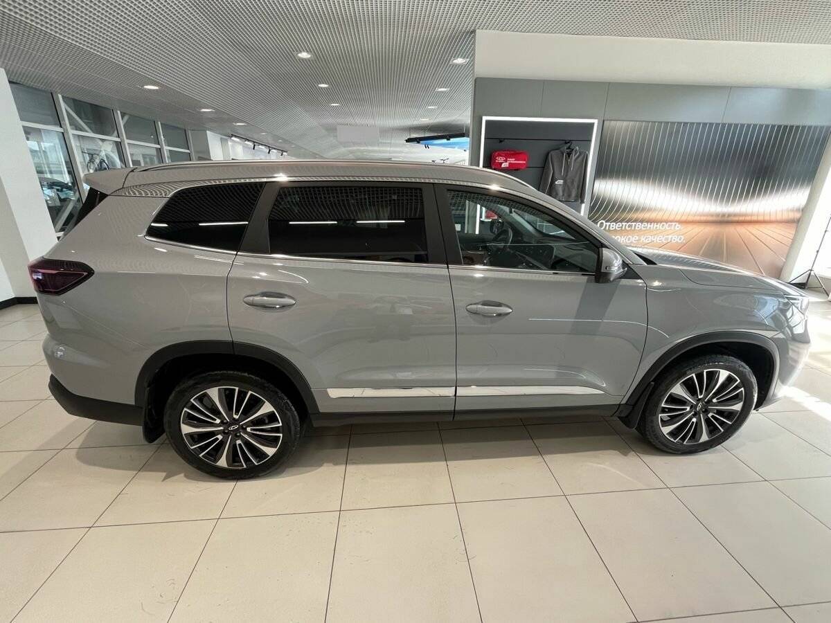 Б/У Чери Tiggo 8 Pro Plug-in Hybrid 2023 года. Фото: #3