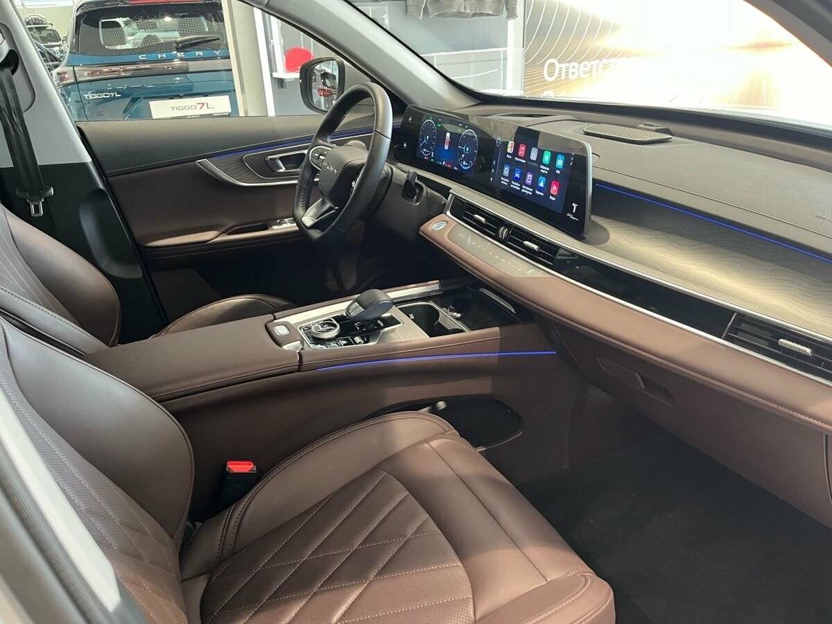 Б/У Чери Tiggo 8 Pro Plug-in Hybrid 2023 года. Фото: #10