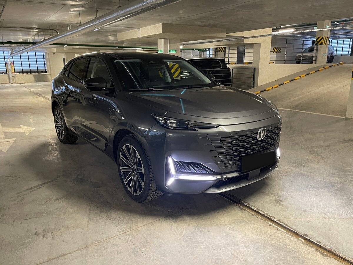 Б/У Чанган УНИ-К 2023 года. Фото: #1