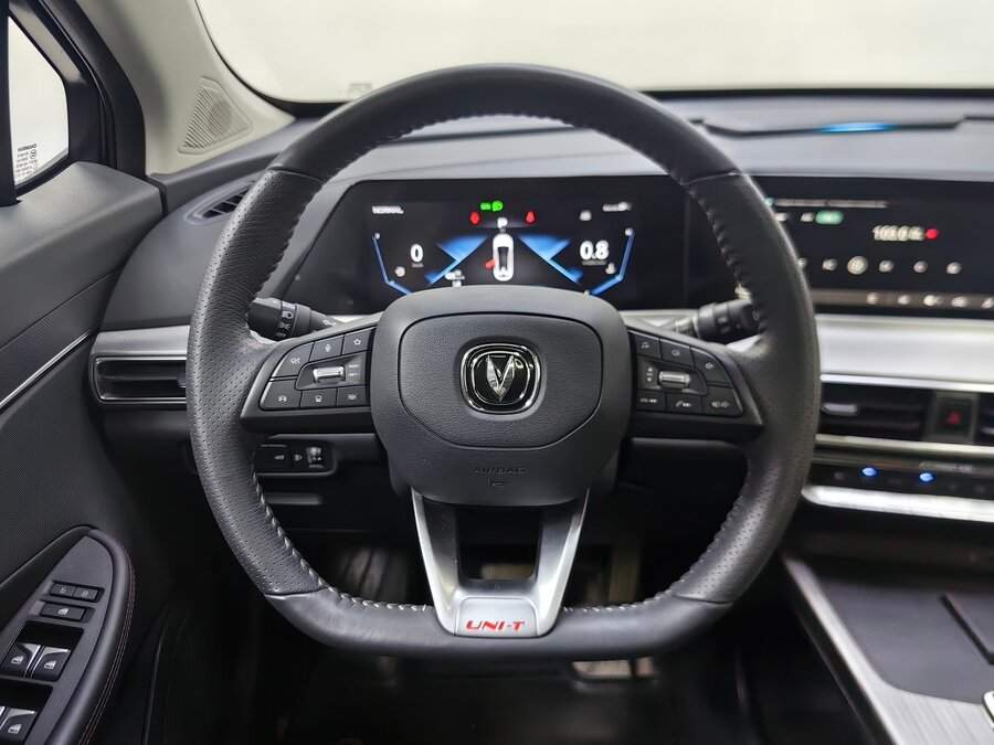 Б/У Чанган УНИ-Т 2023 года. Фото: #10