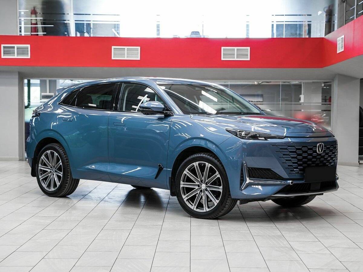 Б/У Чанган УНИ-К 2022 года. Фото: #2