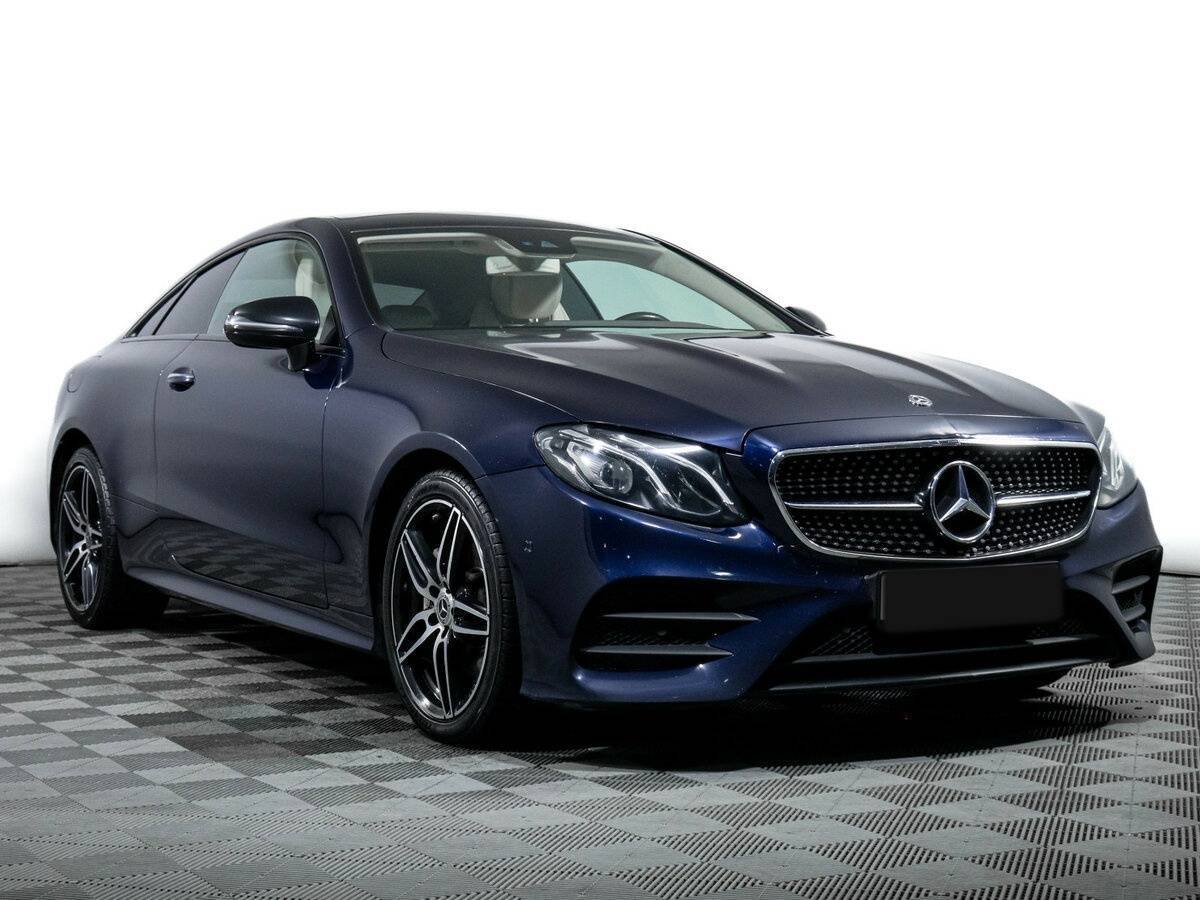Б/У Мерседес-Бенц Е-Класс 2018 года. Фото: #2