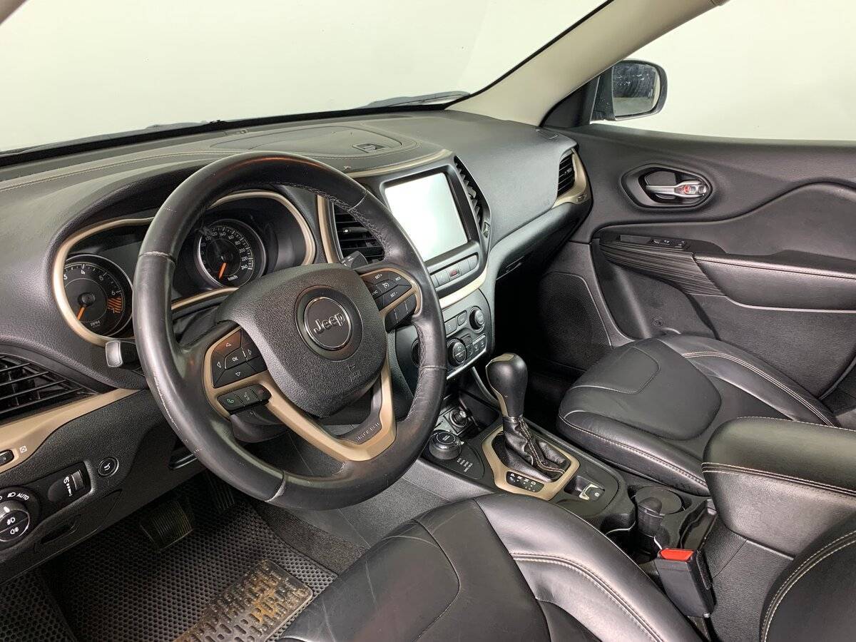 Б/У Джип Чироки 2014 года. Фото: #10