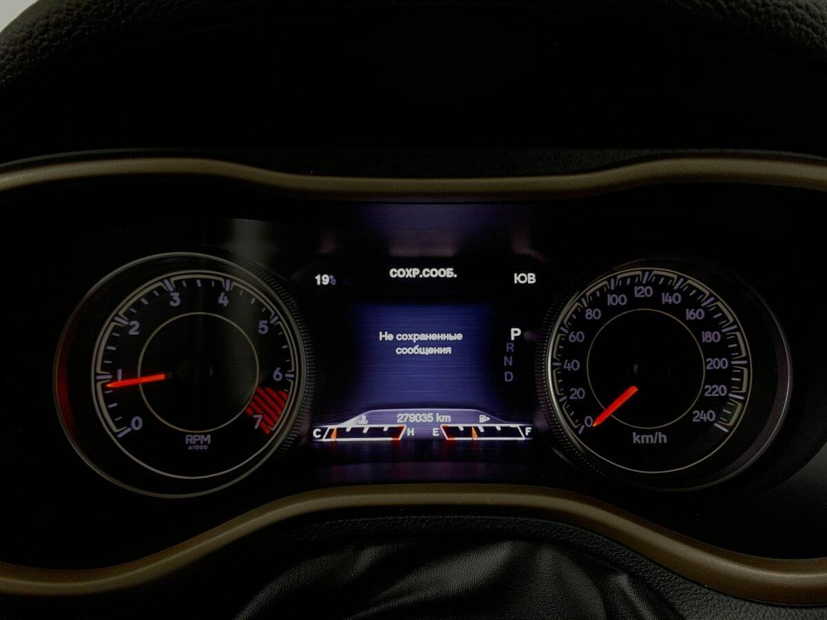 Б/У Джип Чироки 2014 года. Фото: #13