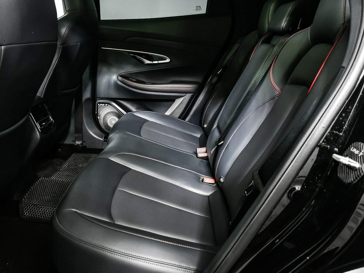 Б/У Чанган УНИ-Т 2023 года. Фото: #11