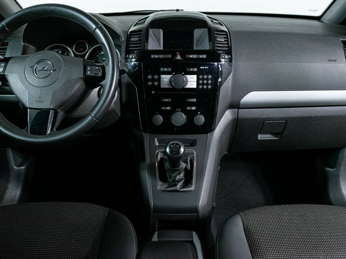 Б/У Опель Зафира 2010 года. Фото: #10