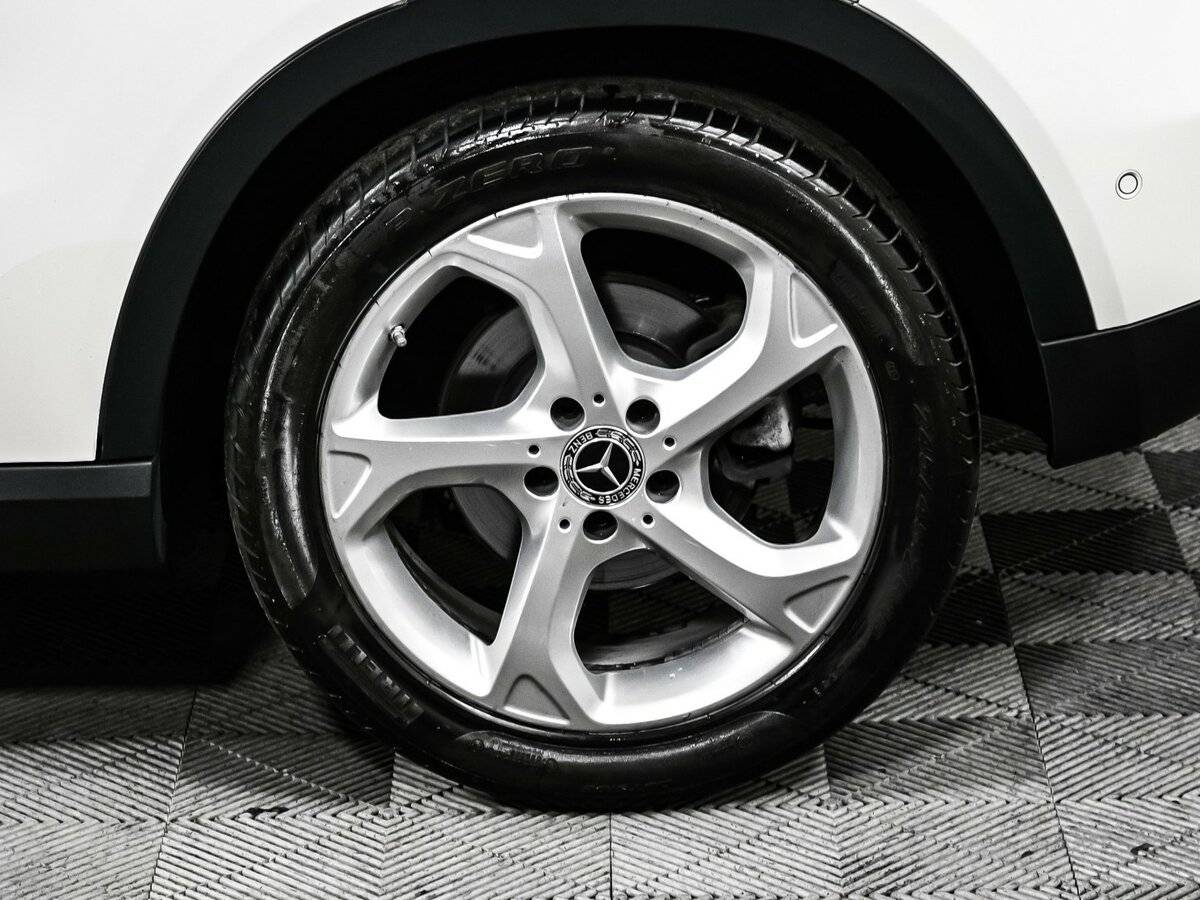 Б/У Мерседес-Бенц ГЛА 2019 года. Фото: #13