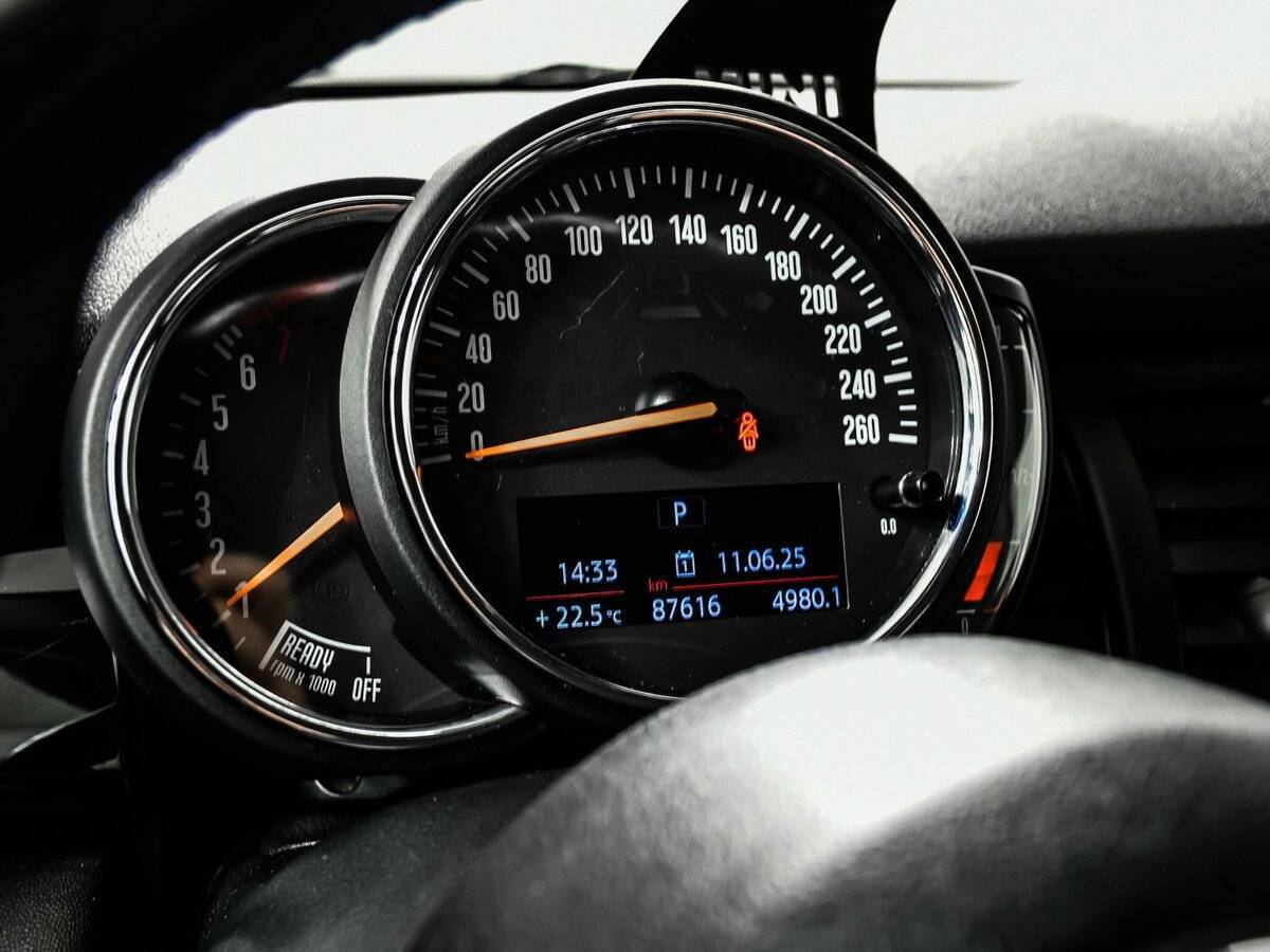 Б/У Мини Хэтч 2018 года. Фото: #9