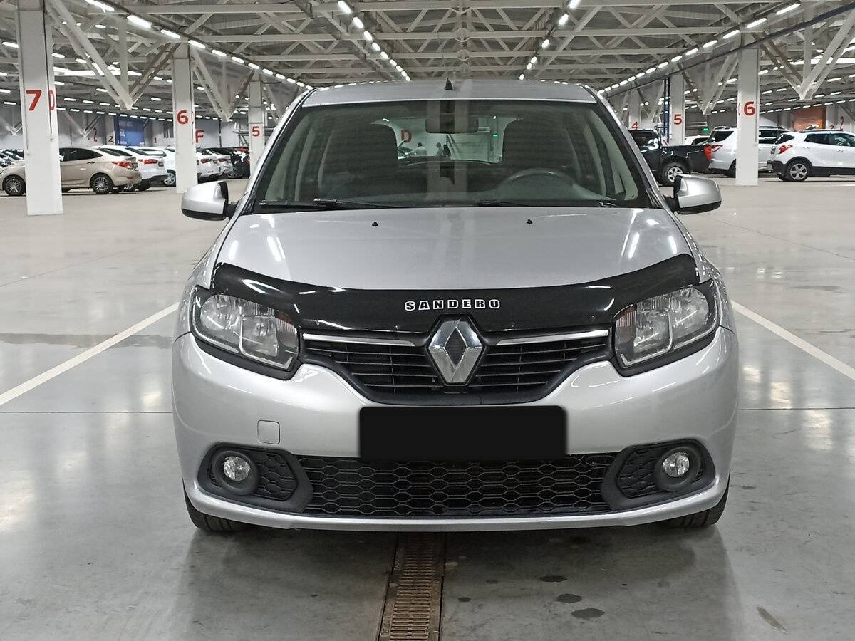Б/У Рено Сандеро 2017 года. Фото: #1