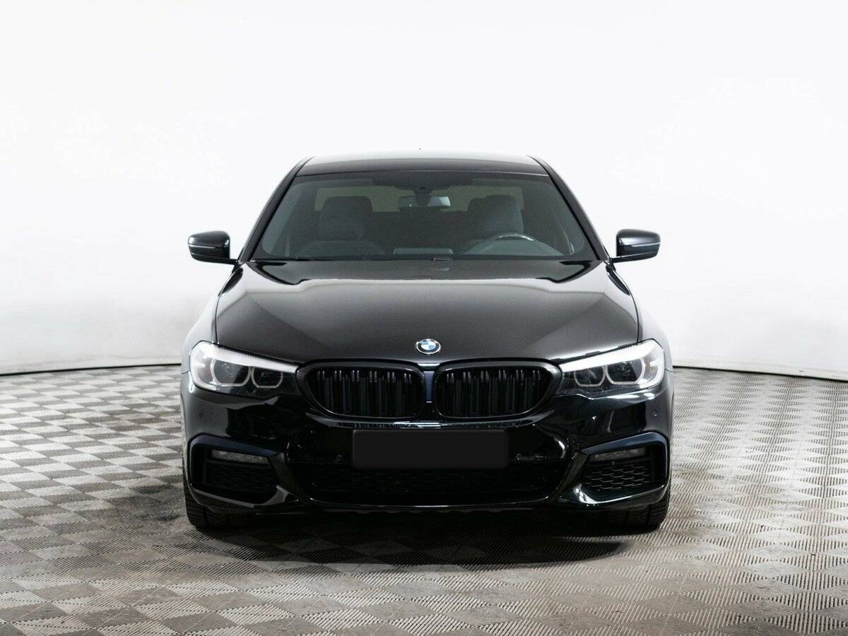 Б/У БМВ 5 серии 2019 года. Фото: #1