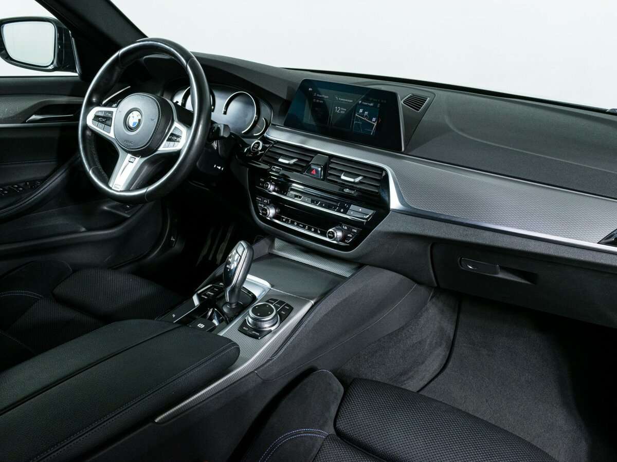 Б/У БМВ 5 серии 2019 года. Фото: #10