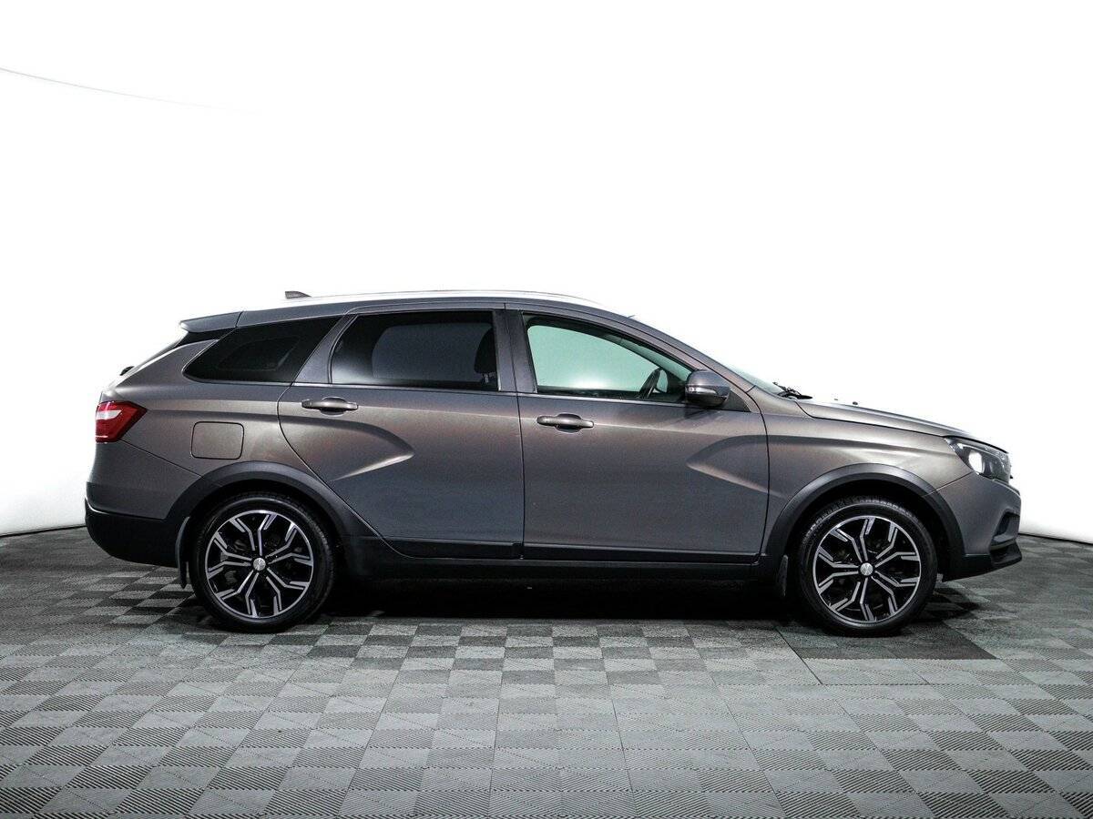 Б/У Лада (ВАЗ) Веста 2020 года. Фото: #3