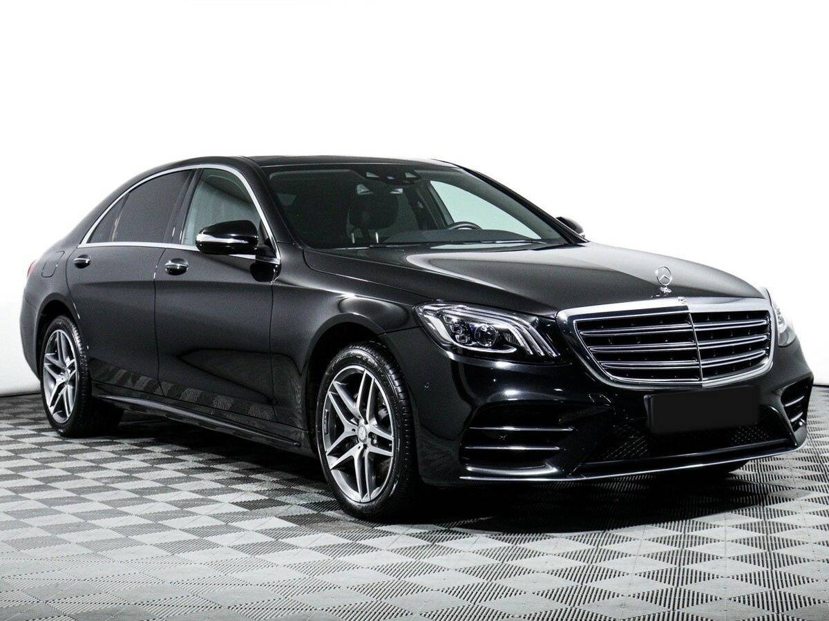 Б/У Мерседес-Бенц С-Класс 2018 года. Фото: #2