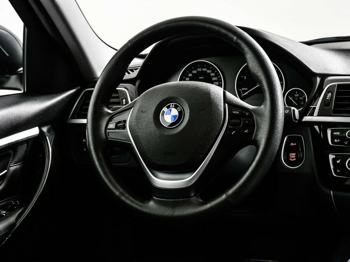 Б/У БМВ 3 серии 2016 года. Фото: #14