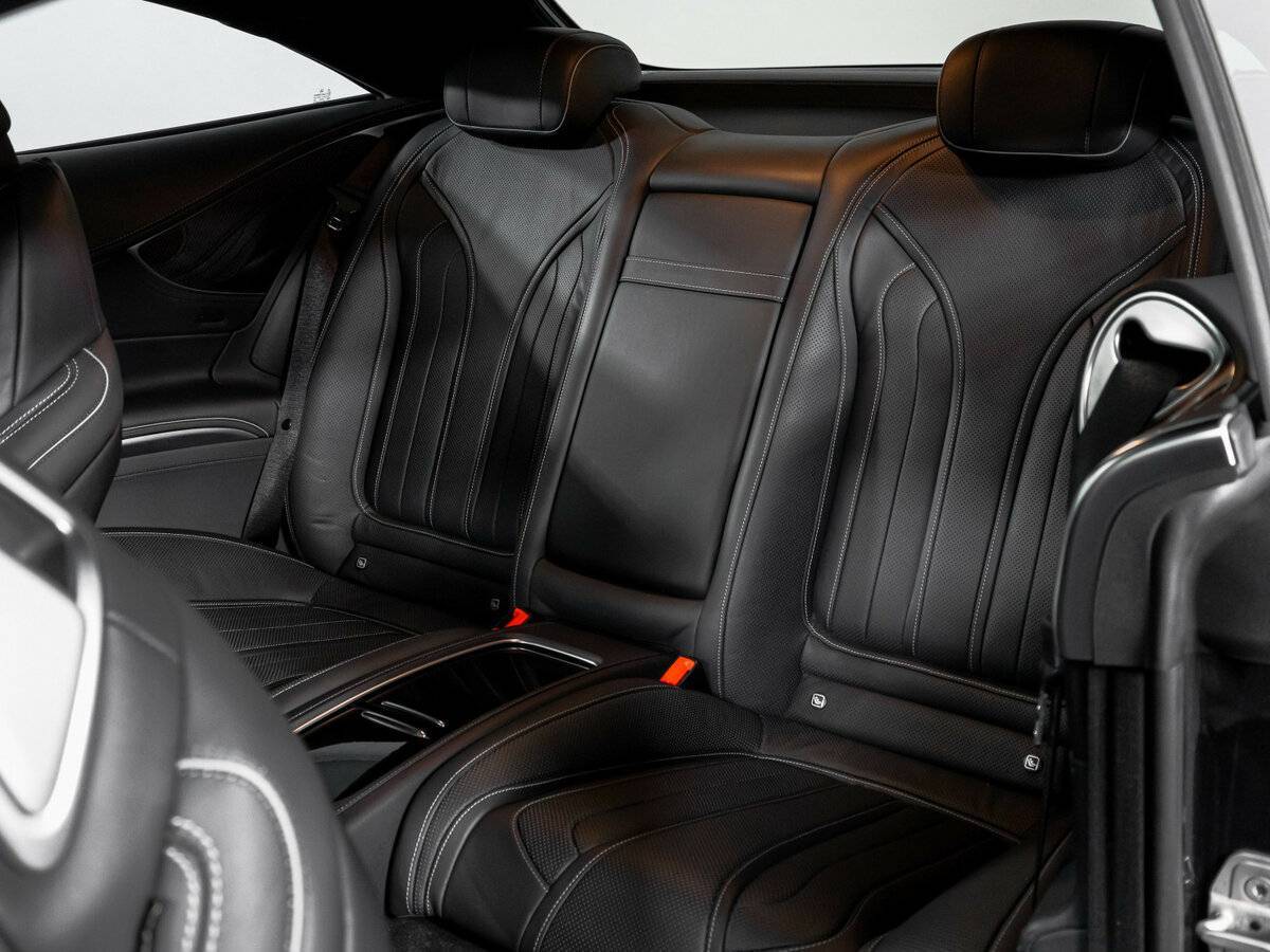 Б/У Мерседес-Бенц С-Класс 2018 года. Фото: #9