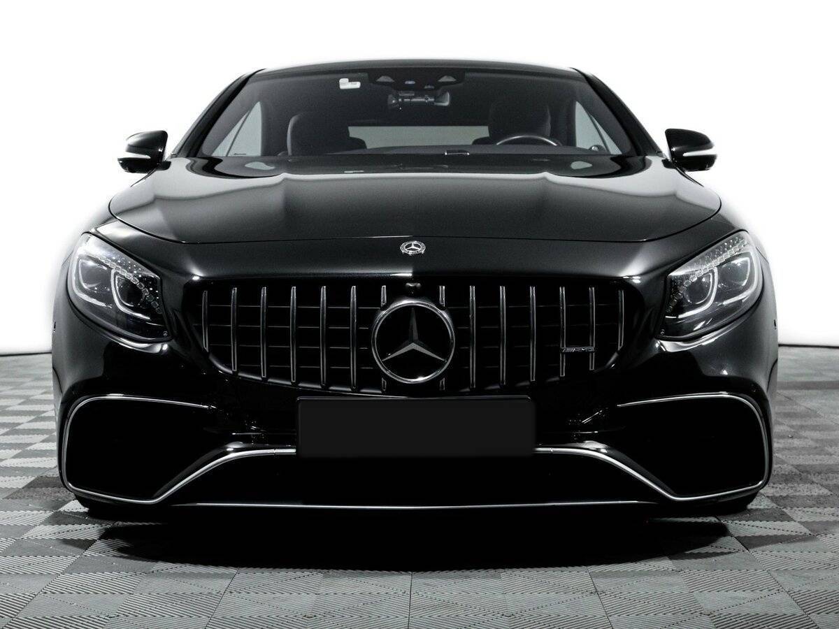 Б/У Мерседес-Бенц С-Класс 2018 года. Фото: #1