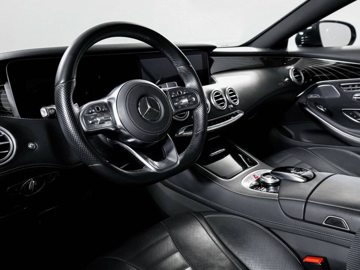 Б/У Мерседес-Бенц С-Класс 2018 года. Фото: #13