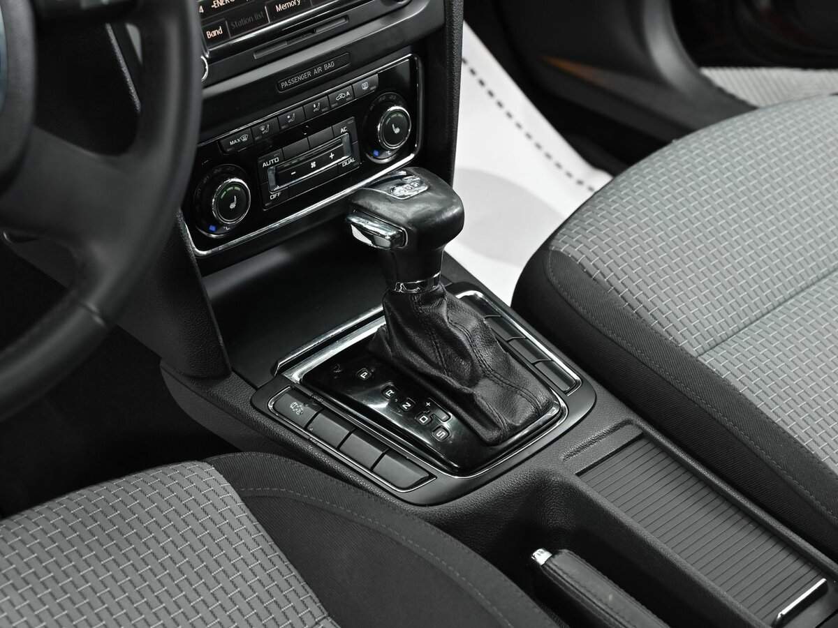 Б/У Шкода Суперб 2009 года. Фото: #10