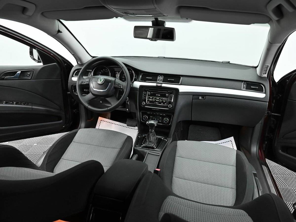 Б/У Шкода Суперб 2009 года. Фото: #11