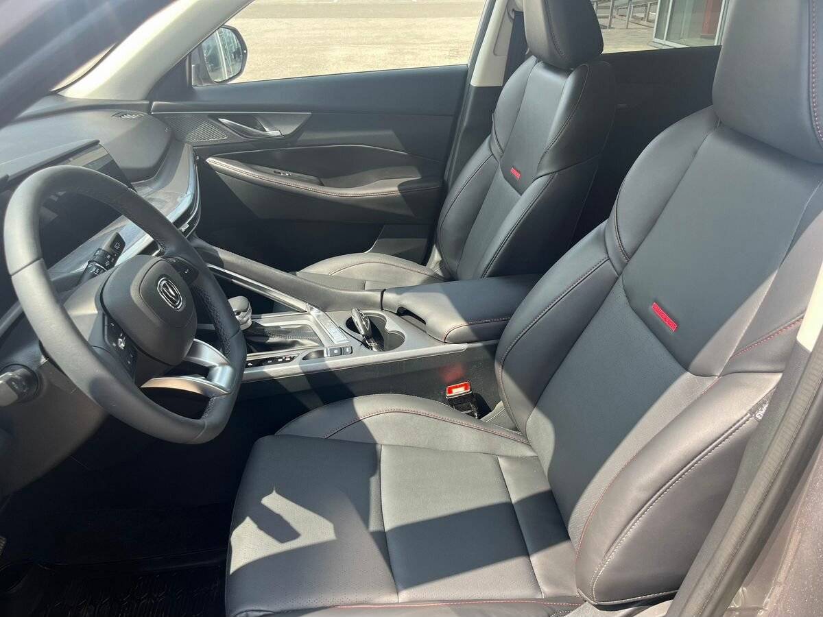 Б/У Чанган CS35 Plus 2023 года. Фото: #6