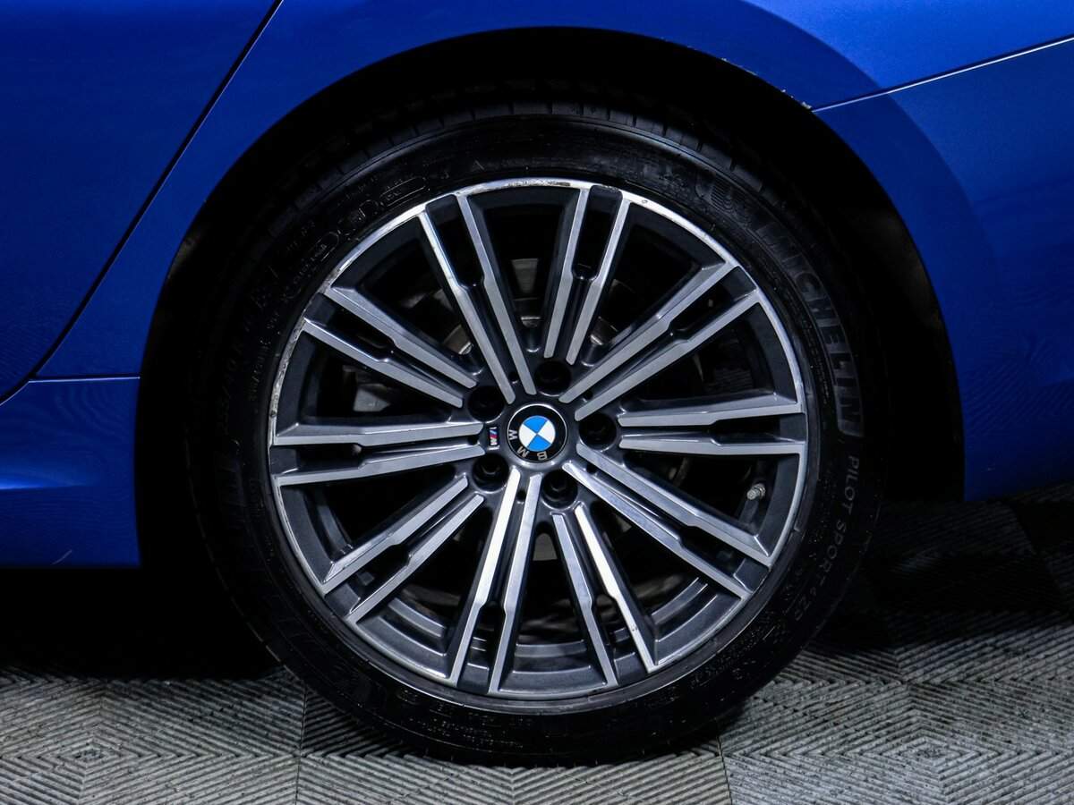 Б/У БМВ 3 серии 2019 года. Фото: #14