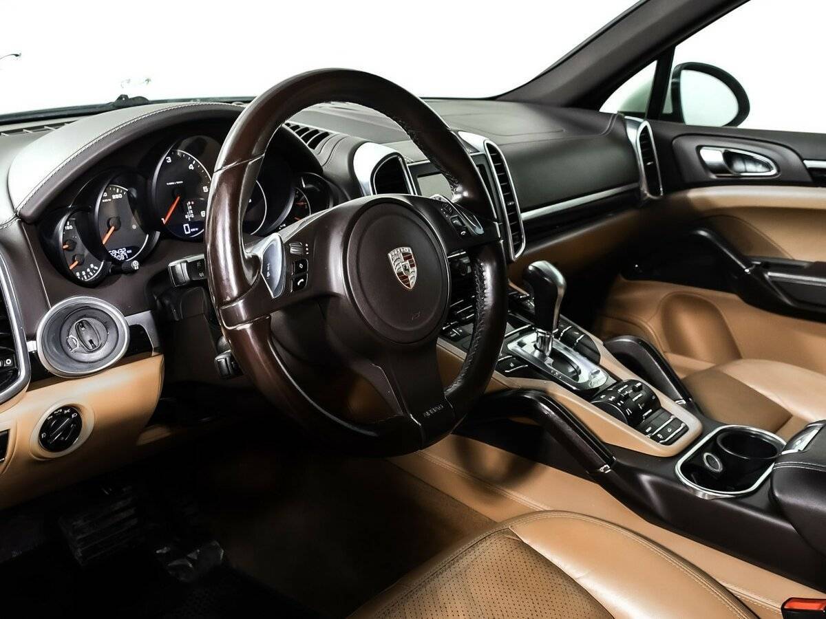 Б/У Порш Кайен 2012 года. Фото: #11
