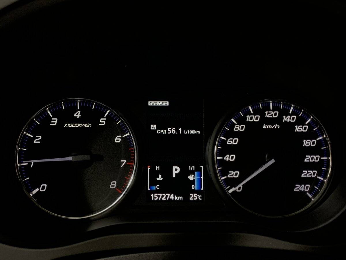 Б/У Митсубиши Оутлэндер 2013 года. Фото: #13