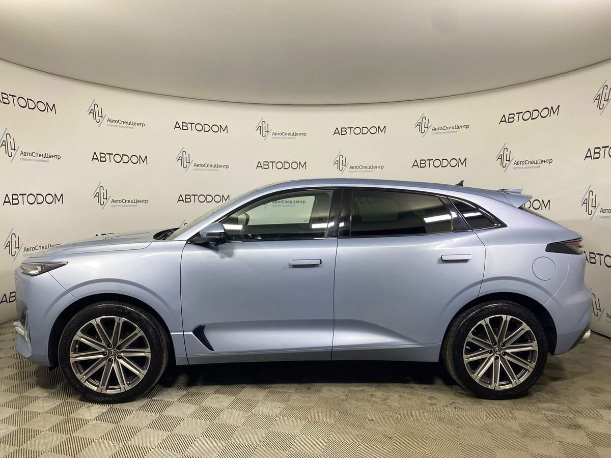 Б/У Чанган УНИ-К 2023 года. Фото: #2