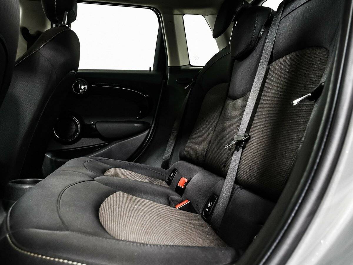 Б/У Мини Хэтч 2020 года. Фото: #11