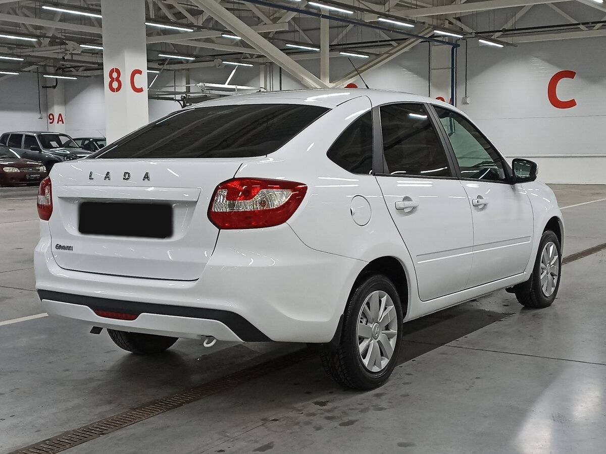 Б/У Лада (ВАЗ) Гранта 2024 года. Фото: #4