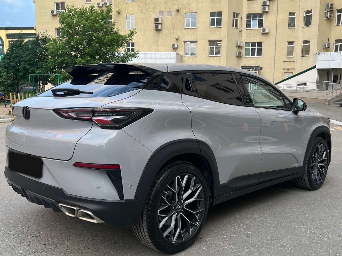 Б/У Чанган УНИ-Т 2023 года. Фото: #5