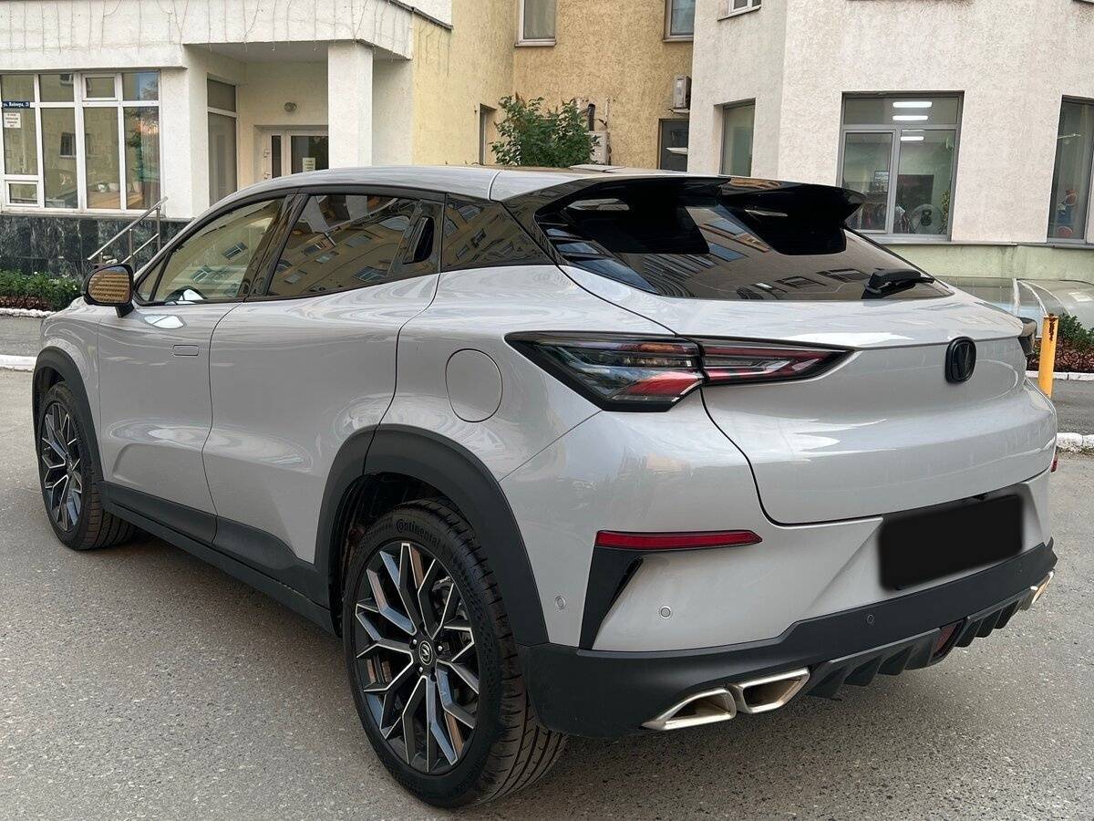 Б/У Чанган УНИ-Т 2023 года. Фото: #8